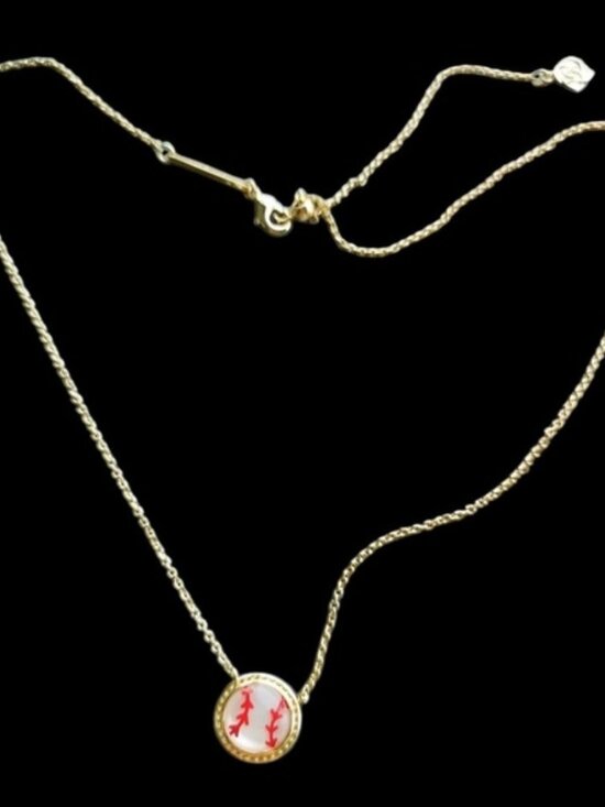 KENDRA SCOTT Baseball Sports Pendant Necklace 14k Gold & Mother-of-Pearl NEW NWT - Picture 3 of 3